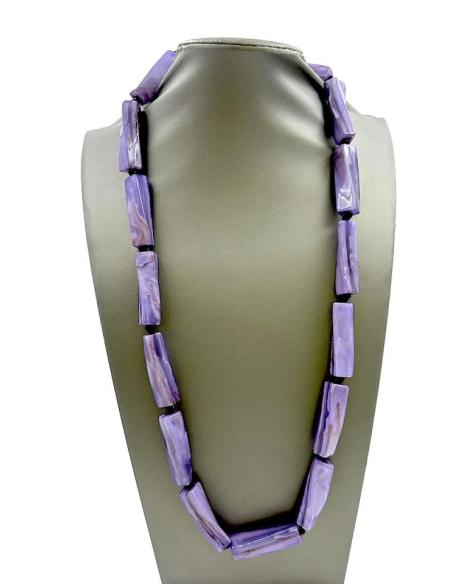 COLLARES MORADOS TONO LILACEO PARA SALIR DE TARDEO CON AMIGAS