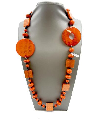 BONITOS COLLARES NARANJAS LARGOS IDEAL PARA JERSEYS Y VESTIDOS