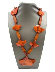 COLLARES NARANJAS LARGOS DE ESLABONES Y HOJAS GINKGO BILOBA