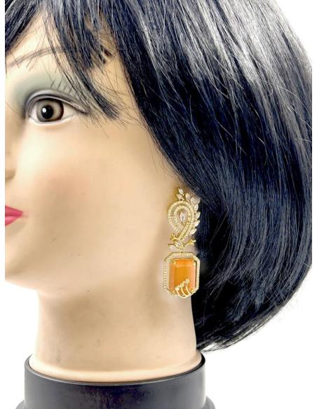 PENDIENTES LARGOS NARANJAS CON DISEÑO ELEGANTE DE CIRCONITAS