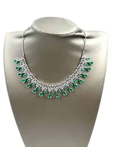 COLLARES CORTOS TURQUESAS CON PEDRERIA ELEGANTE REPLICA JOYAS ANTIGUAS