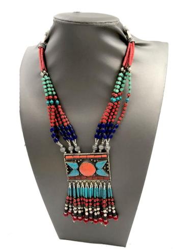 COLLARES MUJER DE PLATA CON MEDALLON ANTIGUO Y PIEDRAS SEMIPRECIOSAS