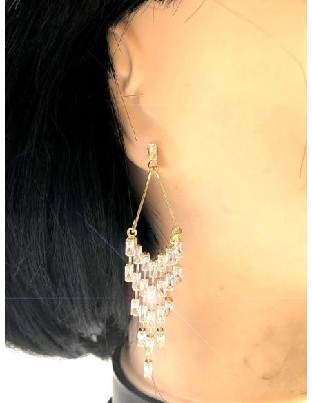PENDIENTES BODA LARGOS DISEÑO ACTUAL DE BAGUETTE EN DORADO