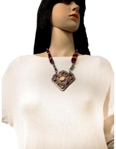 COLLARES PLATA CORTOS CON PRECIOSO MEDALLON NEPAL ARTESANAL