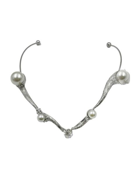 DIADEMAS ONLINE PLATEADAS CON PERLAS DISEÑO ACTUAL CAIDA SOBRE LA FRENTE