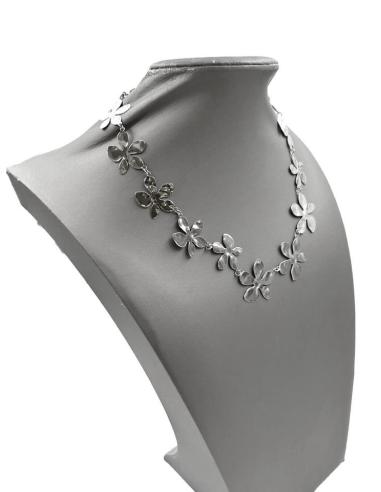 COLLARES PLATEADOS CORTOS DE MUJER CON FLORES PARA DIA Y NOCHE