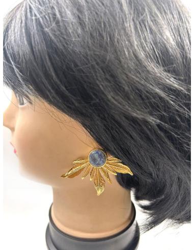 PENDIENTES CORTOS DORADOS CON PIEDRA AZUL PARA BODAS DE DIA