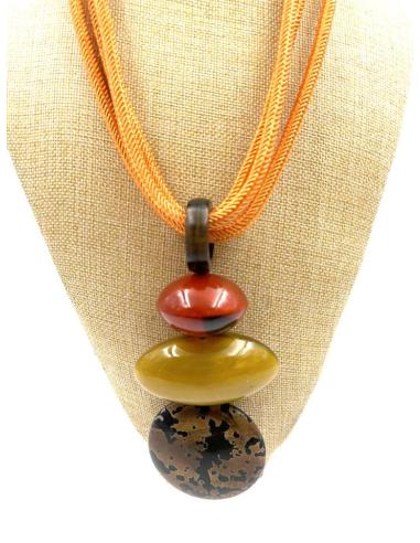 COLLARES NARANJAS DE CUERNO DE BUFALO PARA LOOK IBIZA