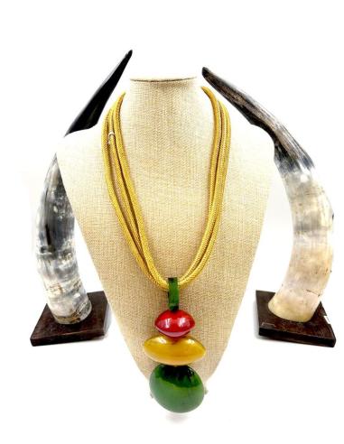 COLLARES AMARILLOS LARGOS DE CUERNO DE BUFALO AFRICANO