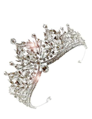 TIARAS ESPECTACULARES PARA EVENTOS INOLVIDABLES CON PEDRERIA DE FIESTA