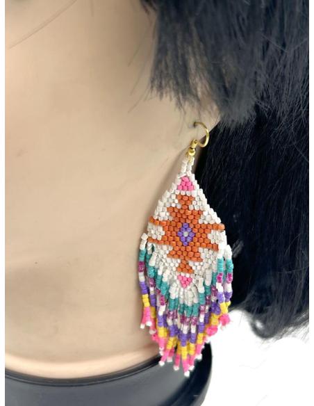 PENDIENTES LARGOS DE FLECOS ESTILO BOHO EN COLORES ALEGRES