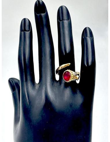 ANILLOS DORADOS CON PIEDRA ROJA PARA BODAS Y EVENTOS