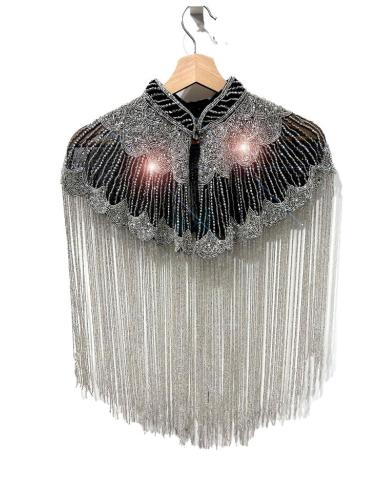 CAPAS NEGRAS Y PLATEADAS CON FLECOS JOYA PARA BODA