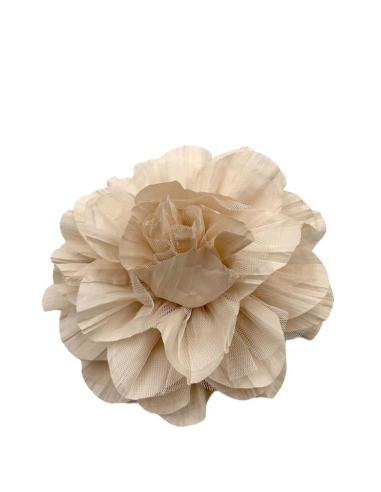 FLORES BEIGE PARA INVITADAS Y MADRINAS DE BODAS | EL JARDIN DEL DESEO
