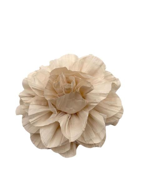 FLORES BEIGE PARA INVITADAS Y MADRINAS DE BODAS | EL JARDIN DEL DESEO