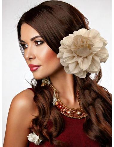 FLORES BEIGE PARA INVITADAS Y MADRINAS DE BODAS | EL JARDIN DEL DESEO