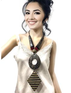 COLLARES MUJER LARGOS AFRICANOS DE MADERA Y ASTA | EL JARDIN DEL DESEO