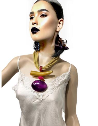 COLLARES MUJER MOSTAZAS Y MORADOS CON COLMILLO | EL JARDIN DEL DESEO