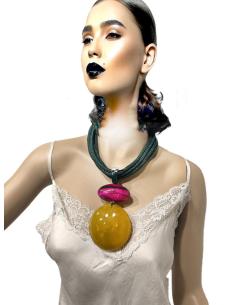 COLLARES VERDES BOTELLA Y COLGANTE TRIBAL MOSTAZA | EL JARDIN DEL DESEO