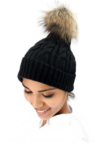 GORROS NEGROS IDEALES PARA LOS DIAS DE FRIO | EL JARDIN DEL DESEO