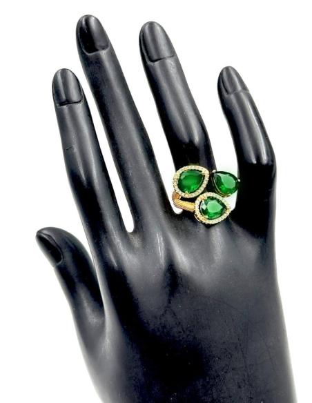 ANILLOS DORADOS DE BODA CON PEDRERIA VERDE PARA EVENTOS Y BODAS