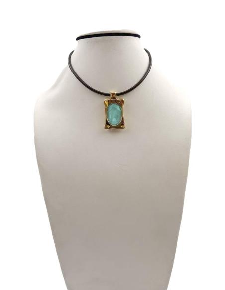 COLLARES CORTOS MUJER CUERO Y COLGANTE DORADO | EL JARDIN DEL DESEO
