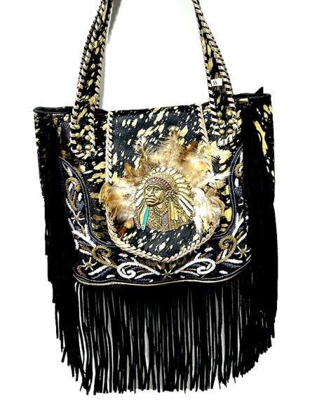 BOLSOS DE PIEL NEGROS FIGURA INDIO CON PLUMAS Y FLECOS