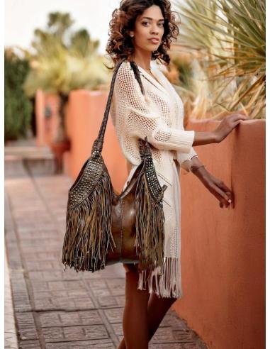 BOLSOS PIEL CUERO MARRON CON FLECOS Y TACHUELAS | BOLSOS ETNICOS