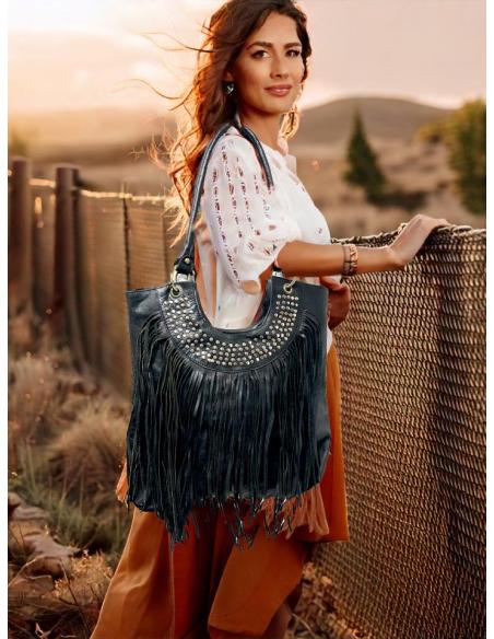 BOLSOS NEGROS PIEL CUERO CON FLECOS Y TACHUELAS | BOLSOS ETNICOS