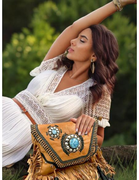 BOLSOS MARRONES TOFFEE DE PIEL CON FLECOS BOHOCHIC | BOLSOS ETNICOS