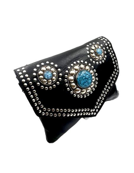 BOLSOS DE PIEL NEGROS CON TACHAS Y PIEDRAS AZULES | BOLSOS ETNICOS
