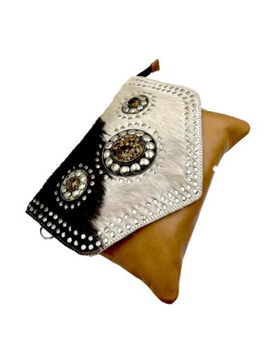 BOLSOS PIEL MARRONES TOFFEE Y VACA BLANCO Y NEGRO | BOLSOS ETNICOS