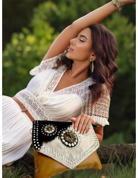 BOLSOS PIEL MARRONES TOFFEE Y VACA BLANCO Y NEGRO | BOLSOS ETNICOS