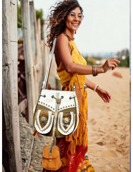 BOLSOS BLANCOS Y BEIGE BOLSILLOS