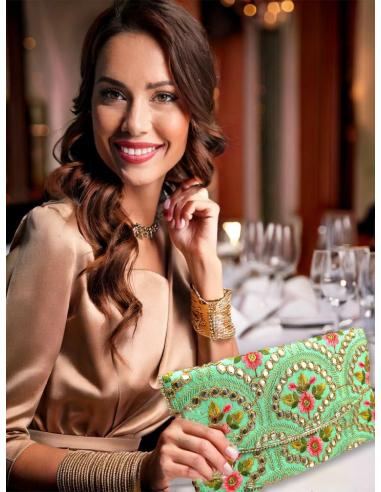 BOLSOS DE INVITADA VERDES CARTERA DE FLORES | ACCESORIOS BODA
