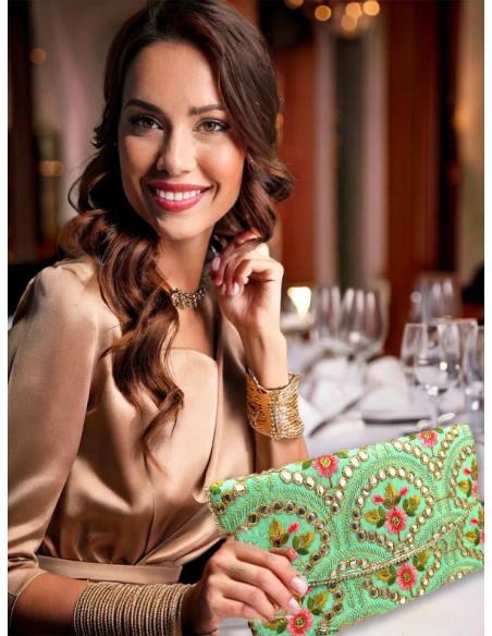 BOLSOS DE INVITADA VERDES CARTERA DE FLORES | ACCESORIOS BODA