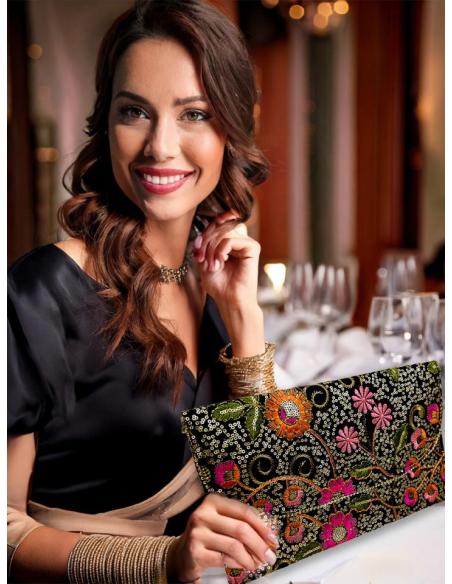 BOLSOS NEGROS CON ESTAMPADO DE FLORES PARA BODAS | ACCESORIOS INVITADA