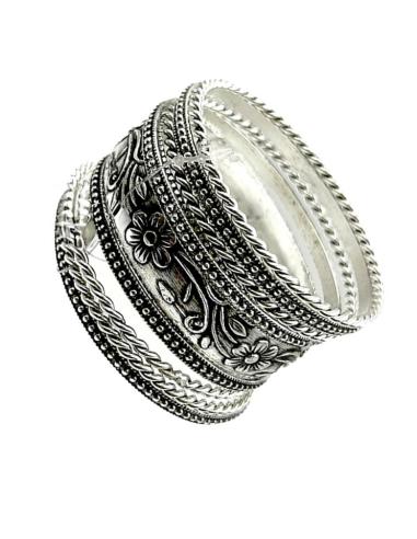 PULSERAS PLATEADAS ESTILO SEMANARIO INDIA | ACCESORIOS MUJER