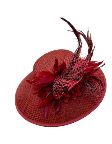 TOCADOS GRANATES PAMELA ELEGANTE CON PLUMAS | TOCADOS BODA
