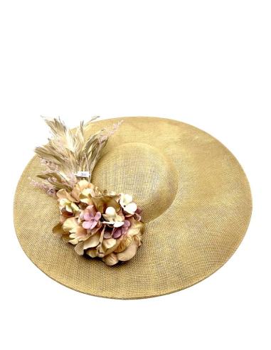 TOCADOS BODAS PAMELA DORADA CON FLORES Y PLUMAS | DISEÑOS PROPIOS