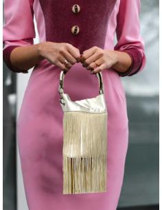 BOLSOS BODA BEIGE DE ASA RIGIDA Y FLECOS SEDA | BOLSOS DE FIESTA 2