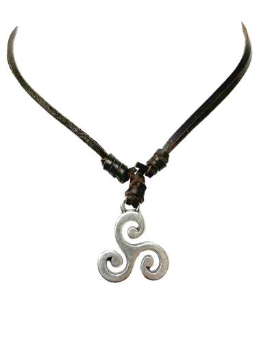 COLLARES HOMBRE DE CUERO Y TRISQUEL PLATEADO | EL JARDIN DEL DESEO