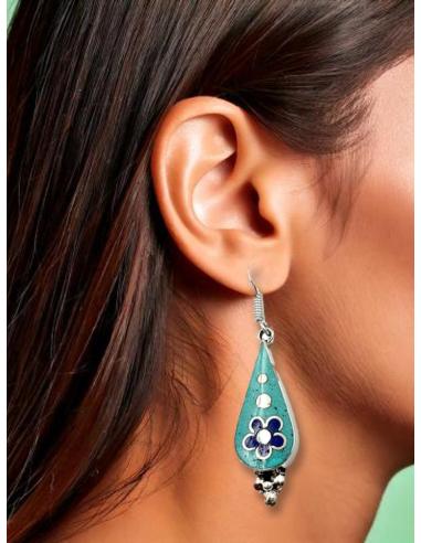 PENDIENTES AZULES TURQUESAS Y LAPISLAZULI CON FLOR ESTILO BOHEMIO