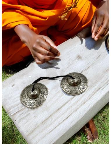DECORACION PARA EL HOGAR CROTALOS TIBETANOS CON DIBUJOS TRIBALES