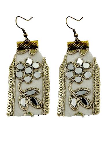 PENDIENTES INDIA DORADOS Y PLATEADOS CON FLORES BRILLO ESPEJO