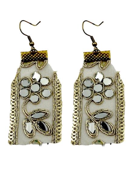 PENDIENTES INDIA DORADOS Y PLATEADOS CON FLORES BRILLO ESPEJO