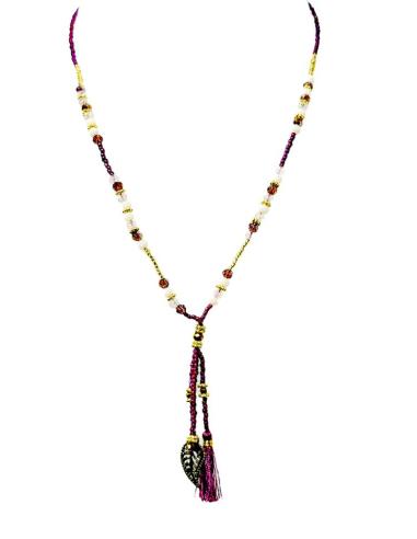 COLLARES CORTOS MORADOS PARA EL VERANO CON BORLAS
