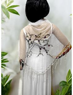 CHALES BLANCOS MANTONES CON FLECOS Y FLORES | CHALES FLAMENCAS 2