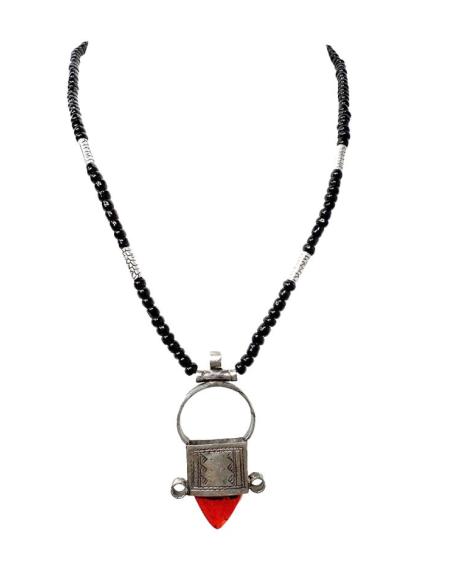 COLLARES TUAREG NEGROS Y COLGANTE PLATEADO BEREBER | COLLARES MUJER