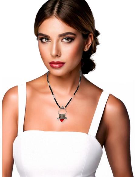 COLLARES TUAREG NEGROS Y COLGANTE PLATEADO BEREBER | COLLARES MUJER